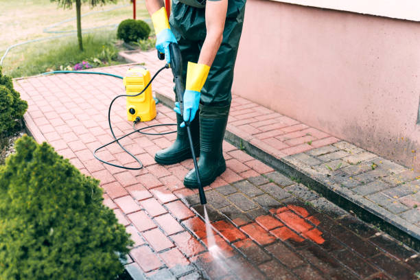 Post-Construction Pressure Washing in New Rockford, ND